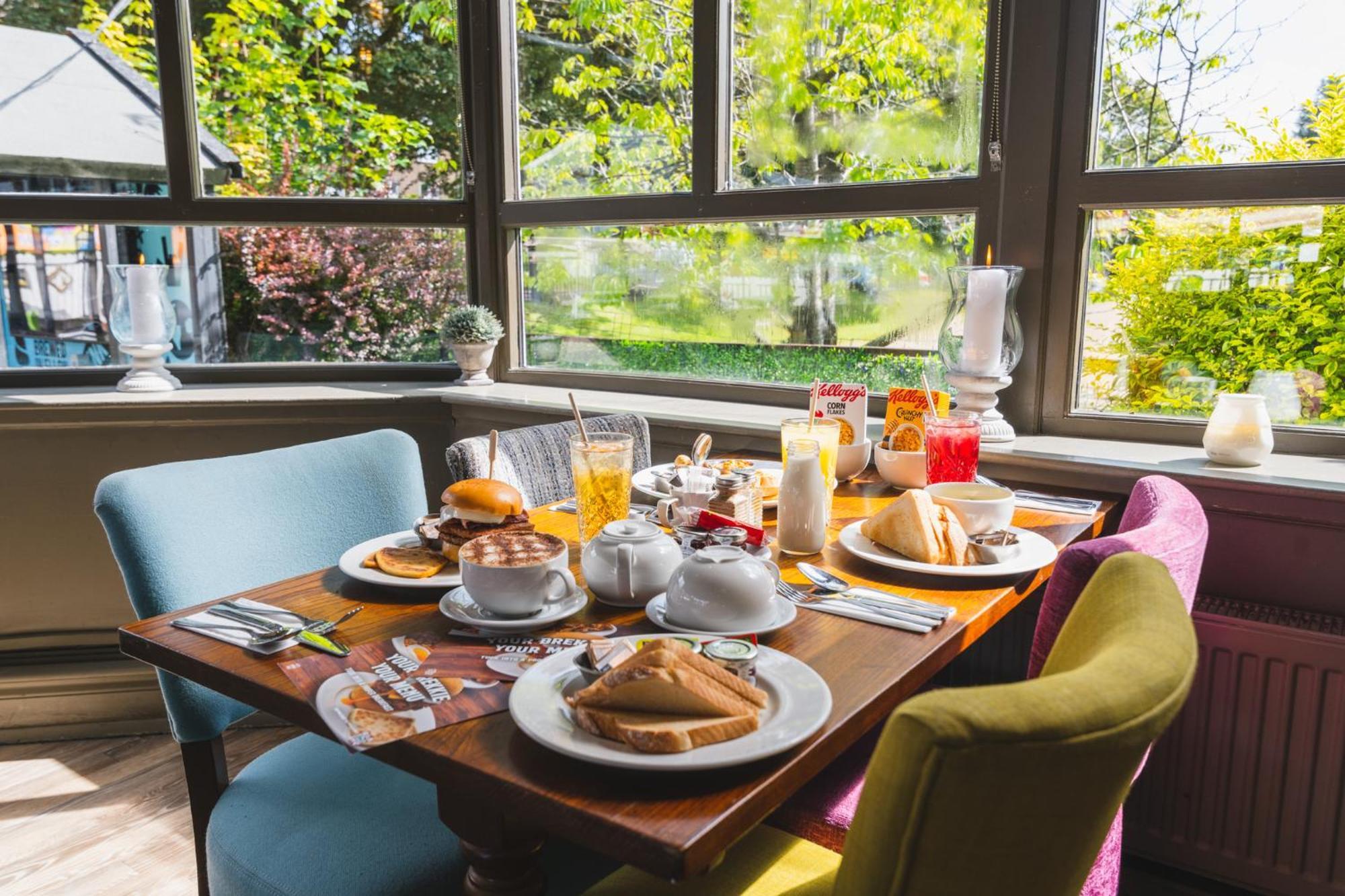 פאיסליי The Abbey Inn מראה חיצוני תמונה